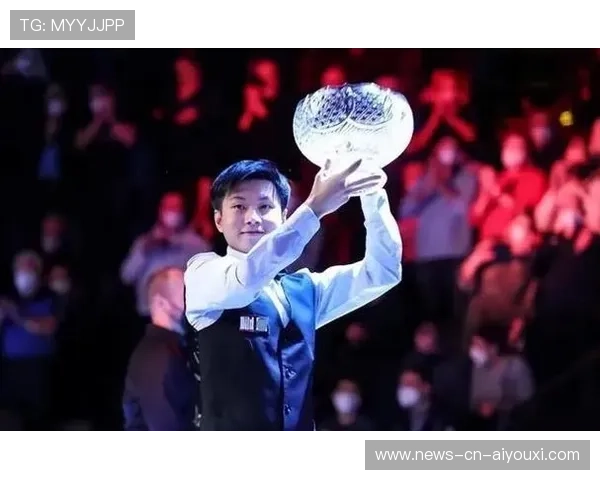 赵心童练习落袋角度，表现出色