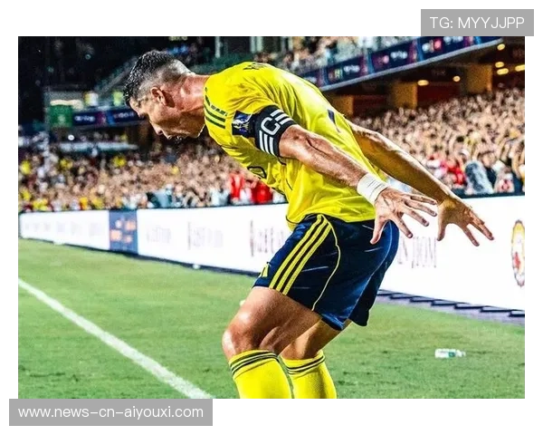 C罗传中找后点，胜利包抄破门，c罗胜利图片